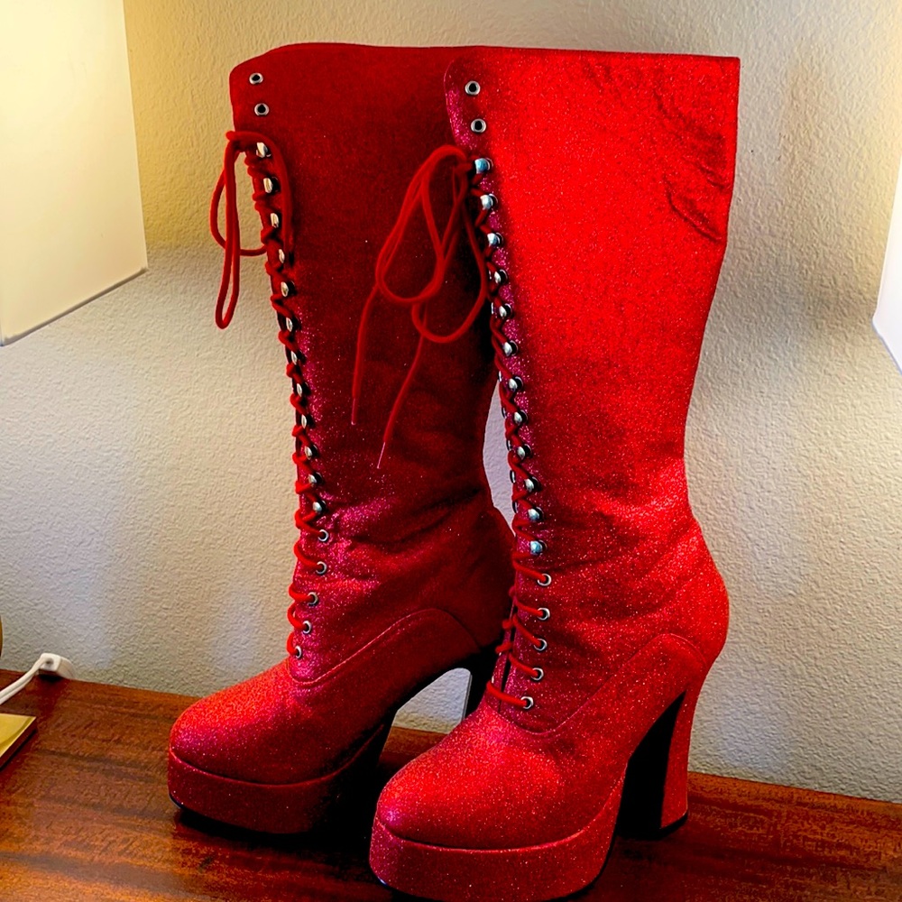 New NIB Red Sparkle Platform boots